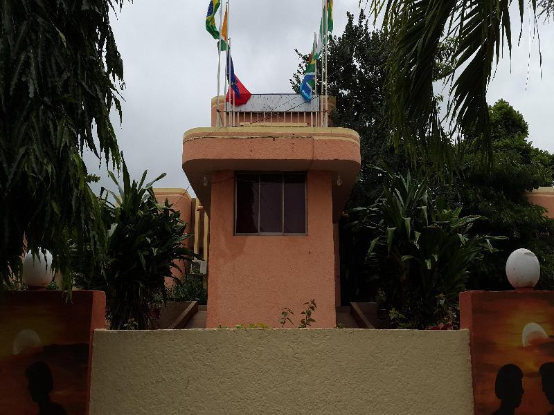Sir Max Hotel Kumasi Bagian luar foto