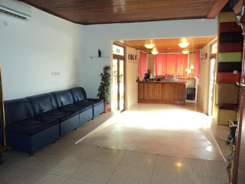 Sir Max Hotel Kumasi Bagian luar foto