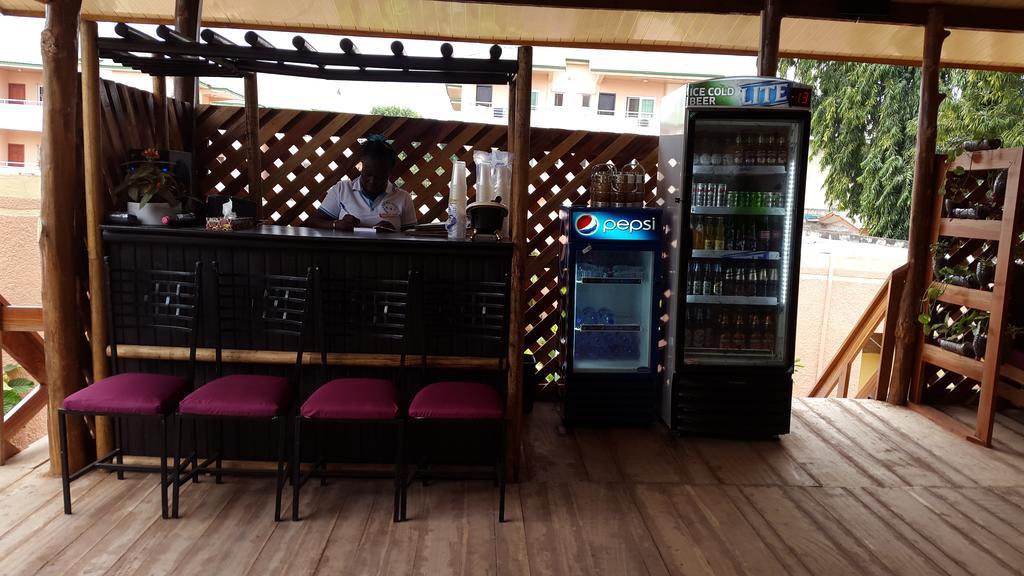 Sir Max Hotel Kumasi Bagian luar foto