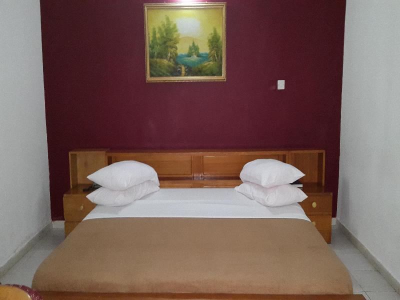 Sir Max Hotel Kumasi Bagian luar foto