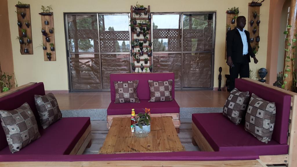 Sir Max Hotel Kumasi Bagian luar foto