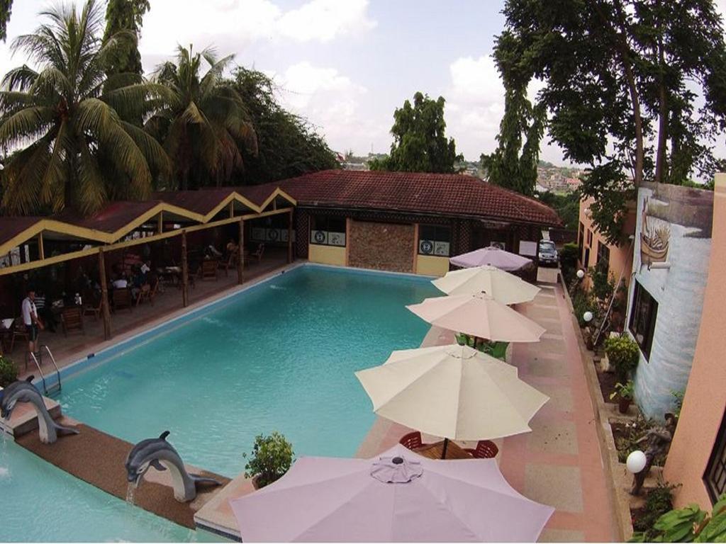 Sir Max Hotel Kumasi Bagian luar foto