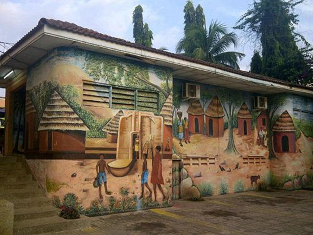 Sir Max Hotel Kumasi Bagian luar foto